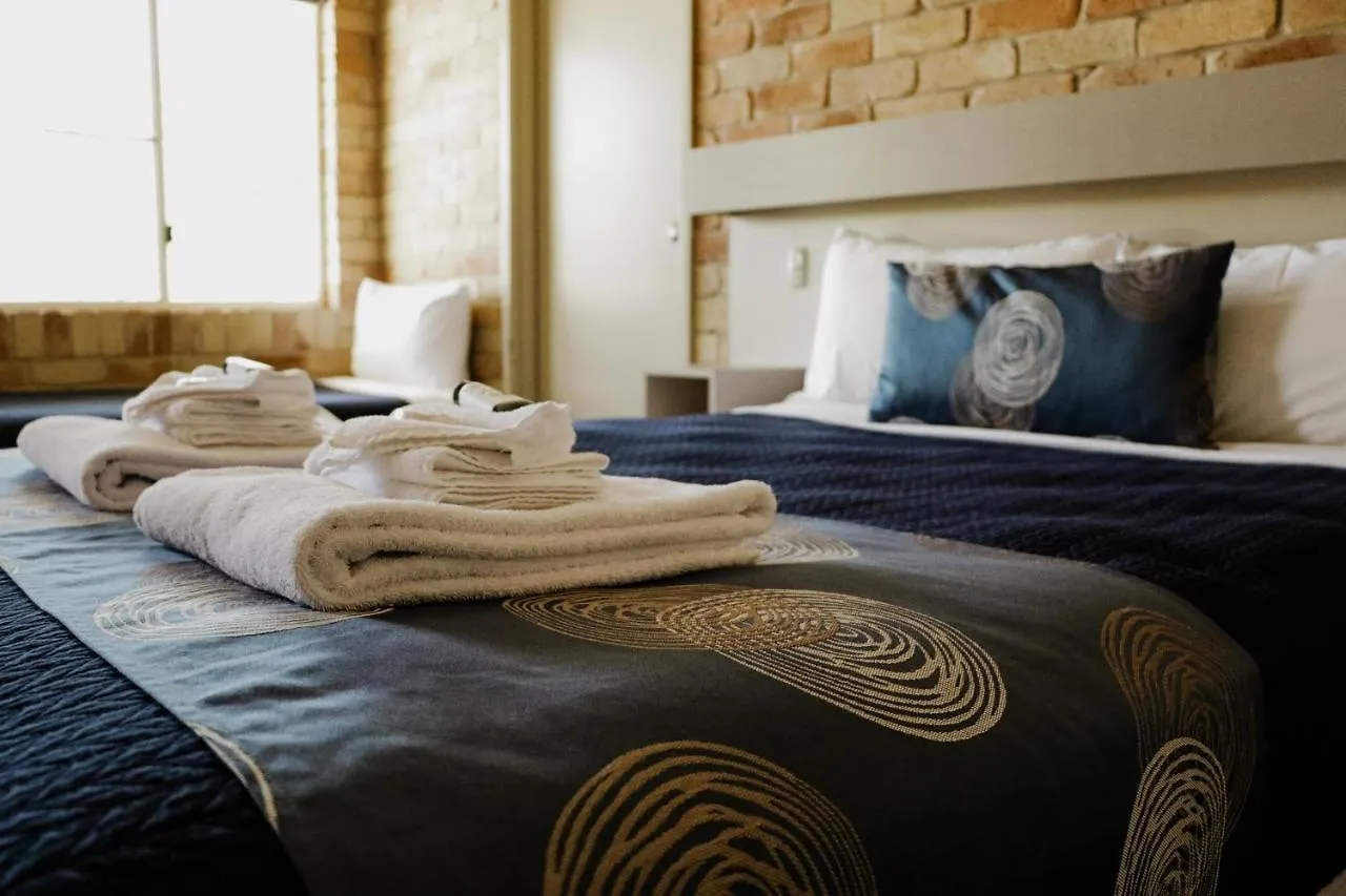 The Australian Hotel St George location